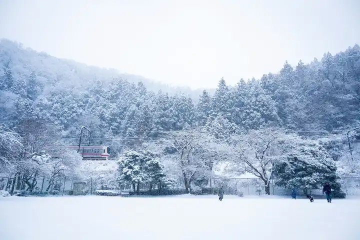 白銀の高尾の写真