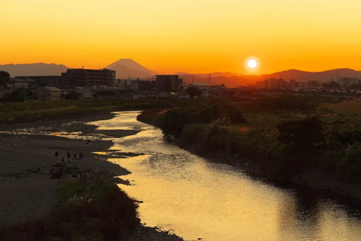 秋の夕日にの写真